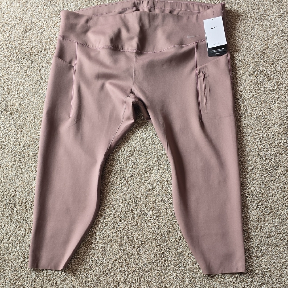 Nike Womens 3X Mauve Capri Leggings with Side Pockets NWT